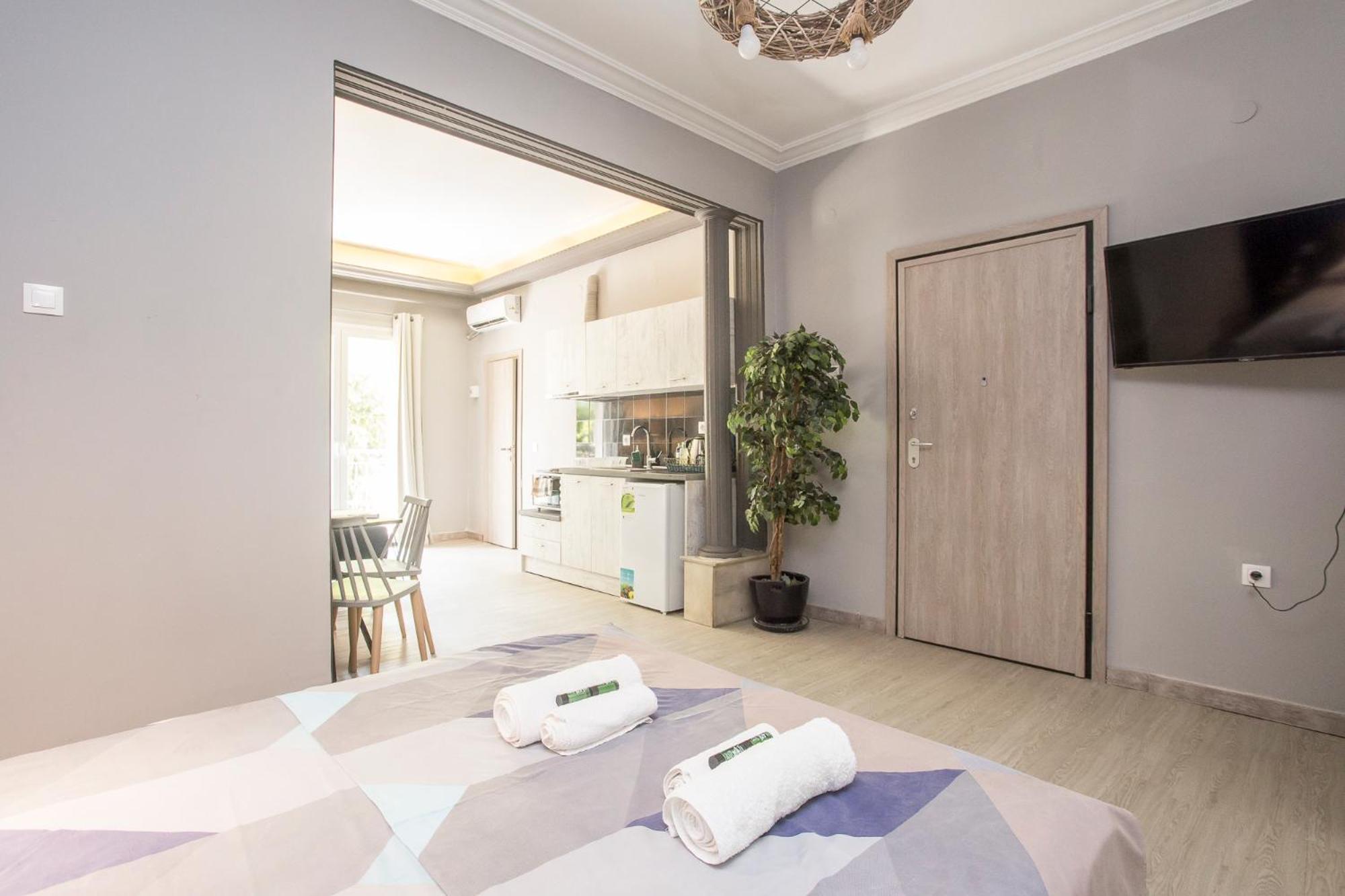 Closer "Egnatia Apartment 1" Thessaloníki Exteriör bild