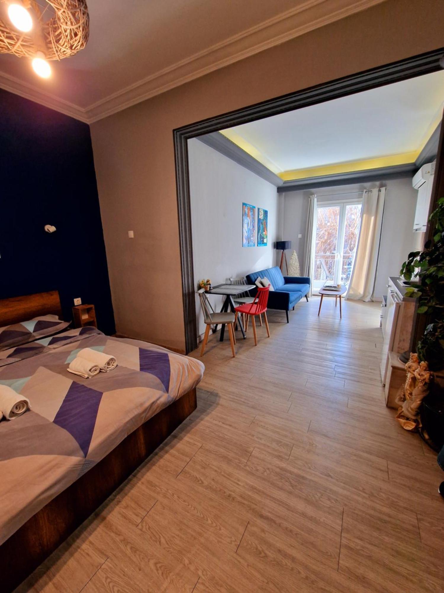 Closer "Egnatia Apartment 1" Thessaloníki Exteriör bild