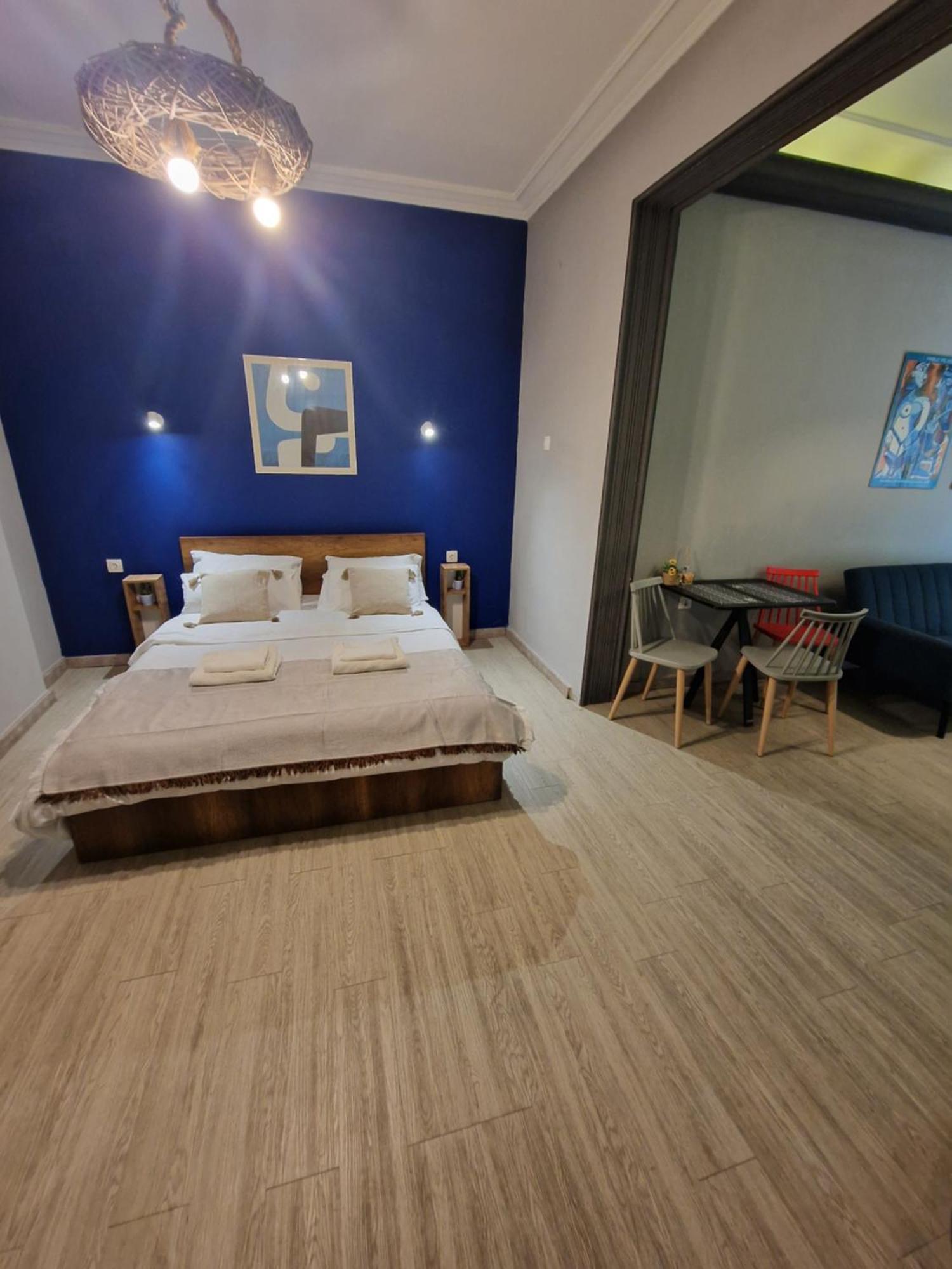 Closer "Egnatia Apartment 1" Thessaloníki Exteriör bild